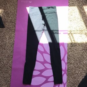 Lulu lemon leggings